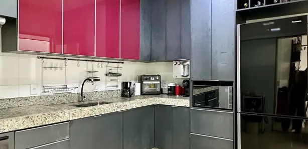 Casa de Condomínio com 4 Quartos à venda, 240m² no Jardins Verona, Goiânia