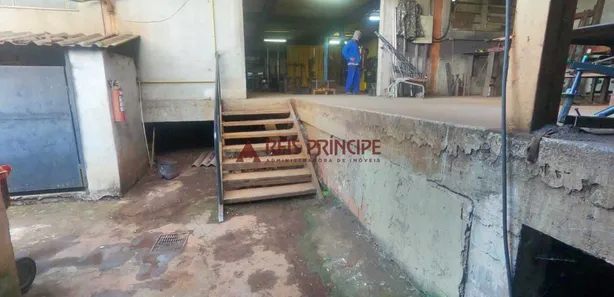 Galpão/Depósito/Armazém à venda, 1352m² no Taquara, Rio de Janeiro