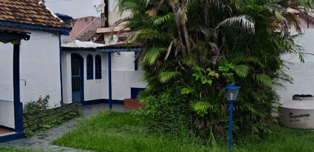 Casa com 2 Quartos para alugar, 128m² no Chacrinha, Nova Iguaçu