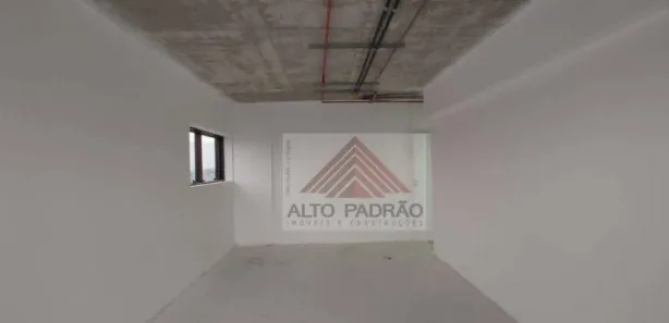 Sala Comercial à venda, 32m² no Vila Bocaina, Mauá