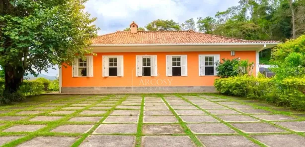 Fazenda/Sítio com 6 Quartos à venda, 500m² no Pedro do Rio, Petrópolis
