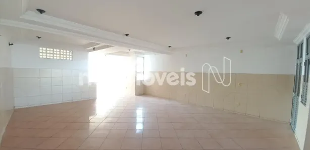 Sala Comercial para alugar, 165m² no Liberdade, Salvador