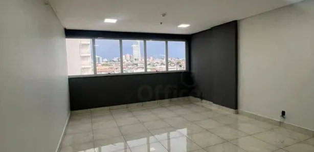 Sala Comercial à venda, 30m² no Centro, Anápolis