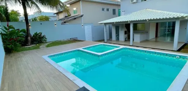 Casa de Condomínio com 3 Quartos para alugar, 300m² no Loteamento Portal do Sol II, Goiânia