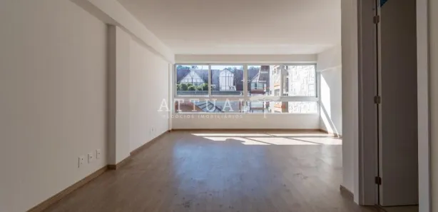 Sala Comercial à venda, 39m² no Centro, Gramado