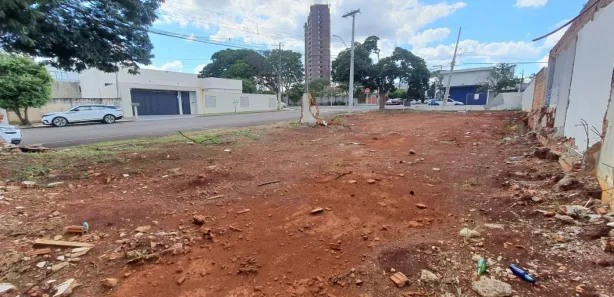 Lote/Terreno para alugar, 420m² no Centro, Campo Mourão
