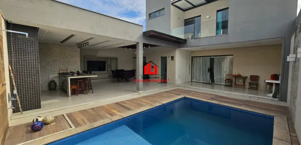 Casa de Condomínio com 3 Quartos para venda ou aluguel, 240m² no Ponta Negra, Manaus