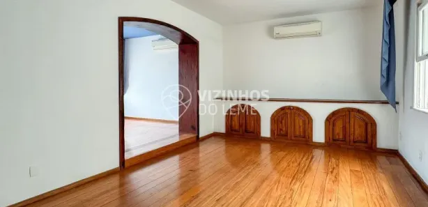 Apartamento com 3 Quartos à venda, 139m² no Leme, Rio de Janeiro