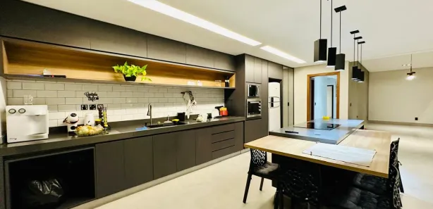 Casa de Condomínio com 3 Quartos à venda, 300m² no Vila Rosa, Goiânia