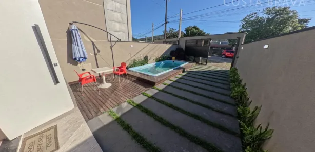 Casa com 3 Quartos à venda, 82m² no Bom Retiro, Matinhos