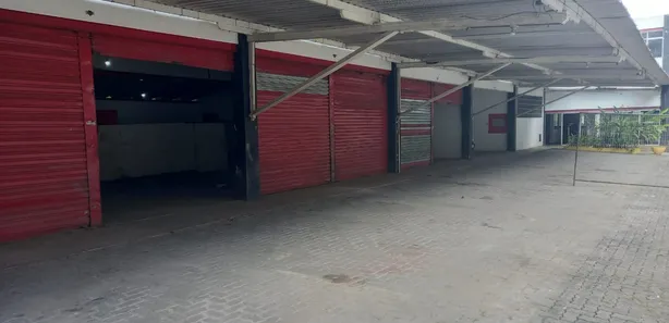 Galpão/Depósito/Armazém à venda, 700m² no Matatu, Salvador