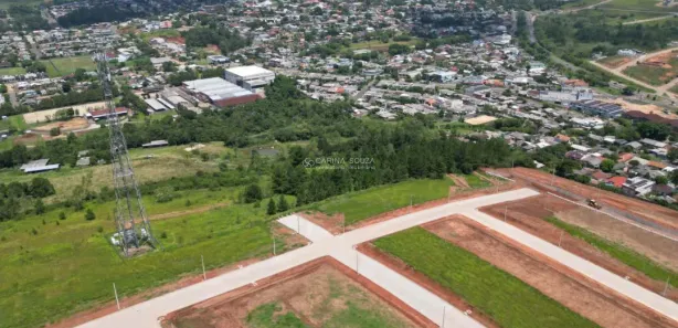 Lote/Terreno à venda, 330m² no COHAB Sul, Campo Bom