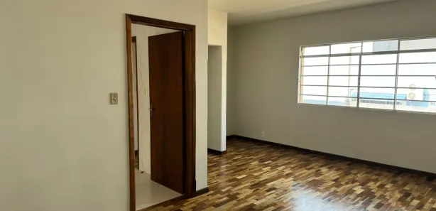 Apartamento com 3 Quartos para alugar, 100m² no Centro, Ponta Grossa