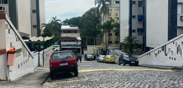 Apartamento com 3 Quartos para alugar, 91m² no Tanque, Rio de Janeiro