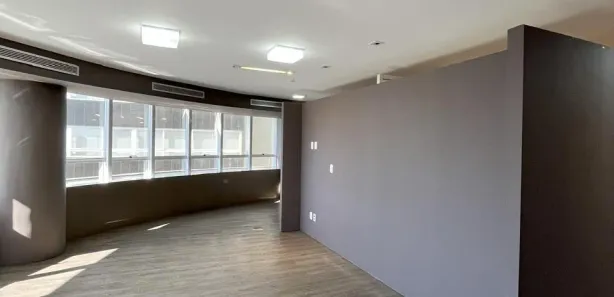 Sala Comercial à venda, 115m² no Panazzolo, Caxias do Sul