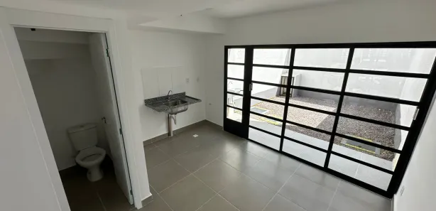 Casa de Condomínio com 2 Quartos para alugar, 60m² no Ponta Negra, Manaus