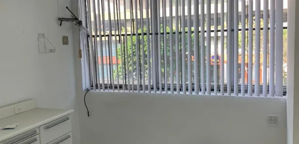 Ponto Comercial para alugar, 50m² no Taquara, Rio de Janeiro