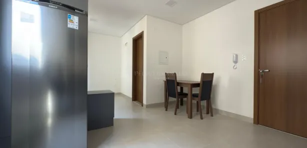 Kitnet com 1 Quarto para alugar, 25m² no Zona 07, Maringá