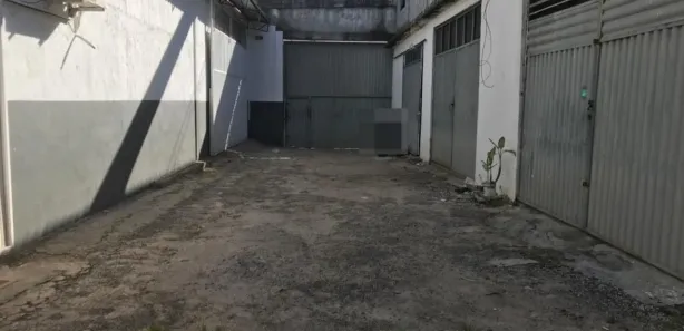 Galpão/Depósito/Armazém à venda, 100m² no Recreio Ipitanga, Lauro de Freitas