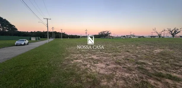 Lote/Terreno à venda, 627m² no Centenário, Torres