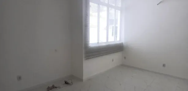 Sala Comercial para alugar, 24m² no Copacabana, Rio de Janeiro
