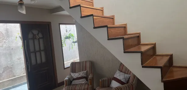 Sobrado com 3 Quartos à venda, 250m² no Jardim Planalto, Carapicuíba