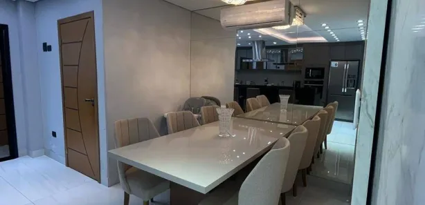 Casa com 4 Quartos para alugar, 240m² no Jardim São Paulo II, Sarandi