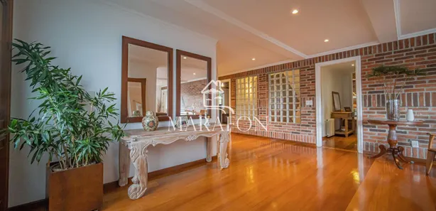 Casa com 5 Quartos à venda, 700m² no Planalto, Gramado