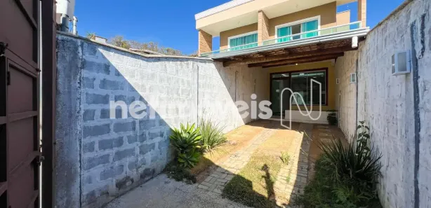 Casa com 2 Quartos para alugar, 142m² no Novo Centro, Santa Luzia