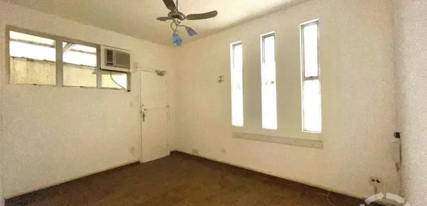Sala Comercial para alugar, 56m² no Embaré, Santos