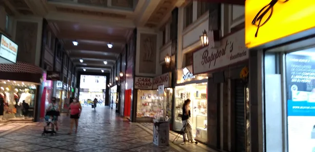 Ponto Comercial para alugar, 96m² no Copacabana, Rio de Janeiro