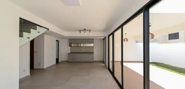 Casa de Condomínio com 3 Quartos para alugar, 150m² no Jardins Marselha, Aparecida de Goiânia