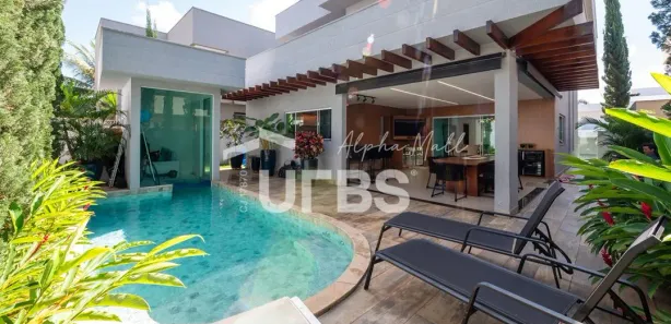 Casa de Condomínio com 4 Quartos à venda, 283m² no Jardins Valência, Goiânia