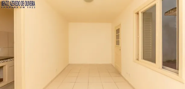 Kitnet para alugar, 25m² no Azenha, Porto Alegre