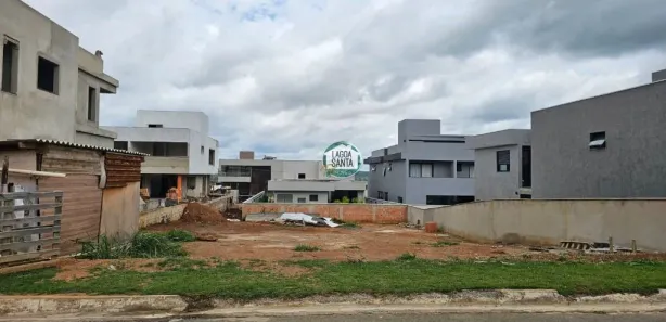 Lote/Terreno à venda, 405m² no Gran Park, Vespasiano