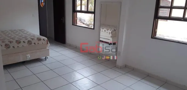Casa com 2 Quartos para alugar, 130m² no Parque Riviera, Cabo Frio