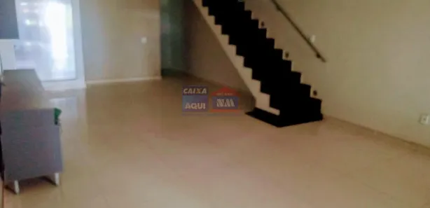 Sobrado com 5 Quartos à venda, 300m² no Taguatinga Norte, Brasília