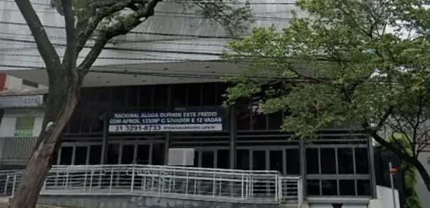 Prédio Comercial para venda ou aluguel, 1340m² no Cruzeiro, Belo Horizonte