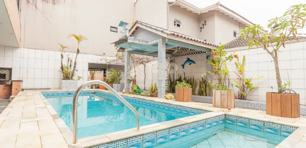 Sobrado com 8 Quartos à venda, 347m² no Betaras, Matinhos