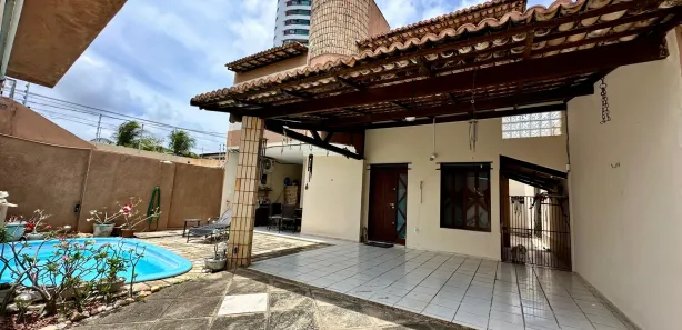 Sobrado com 3 Quartos à venda, 236m² no Capim Macio, Natal