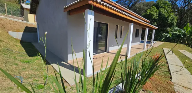 Fazenda/Sítio com 3 Quartos à venda, 1000m² no , Mairinque