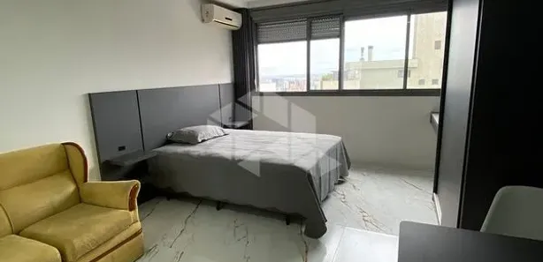 Flat com 1 Quarto para alugar, 29m² no Mont Serrat, Porto Alegre