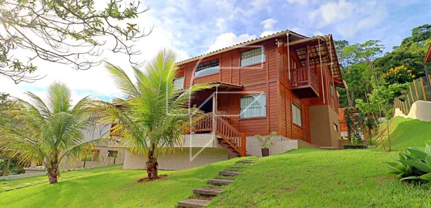 Fazenda/Sítio com 4 Quartos à venda, 2100m² no Buenos Aires, Guarapari