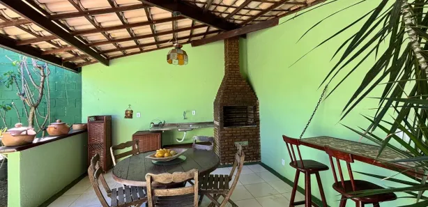 Casa de Condomínio com 3 Quartos para alugar, 140m² no Buraquinho, Lauro de Freitas