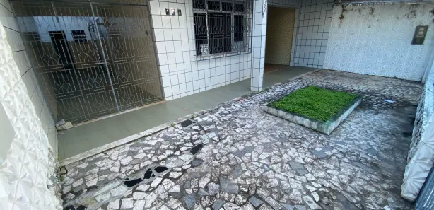 Casa com 3 Quartos para alugar, 300m² no Grageru, Aracaju