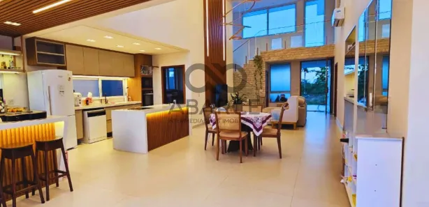 Casa de Condomínio com 4 Quartos para alugar, 250m² no Nossa Senhora da Vitória, Ilhéus