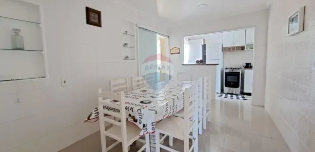 Casa de Condomínio com 4 Quartos para alugar, 120m² no Peró, Cabo Frio