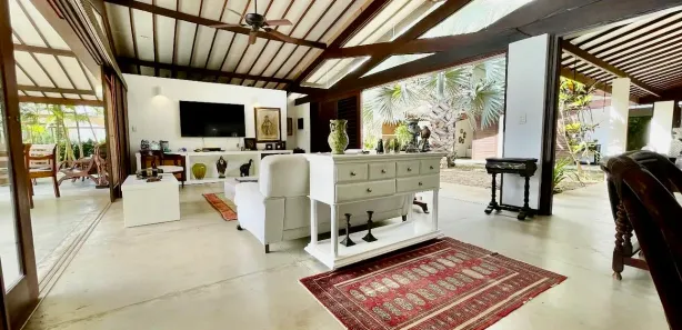 Casa de Condomínio com 5 Quartos para venda ou aluguel, 390m² no Interlagos (Abrantes), Camaçari