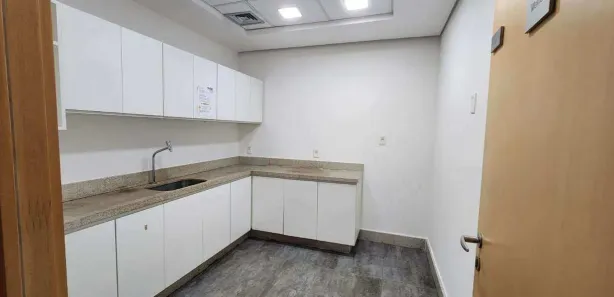 Sala Comercial para alugar, 556m² no Barra Olímpica, Rio de Janeiro