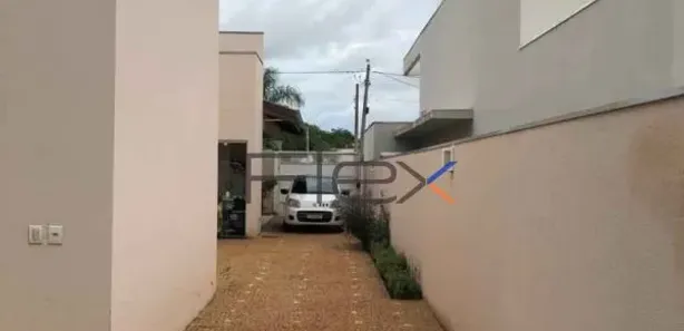 Casa de Condomínio com 3 Quartos à venda, 190m² no Residencial Vale Florido, Piratininga